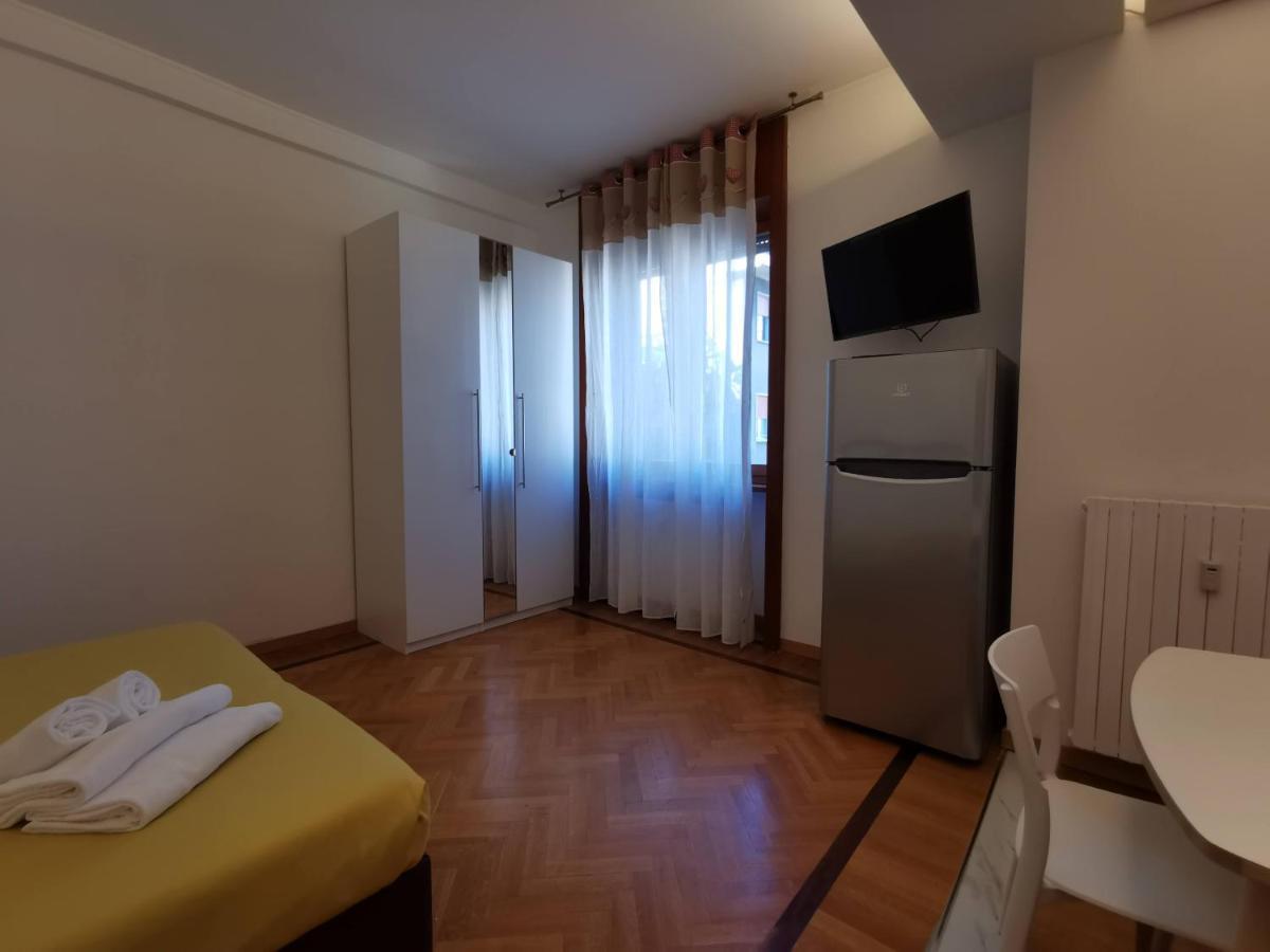 Pergolesi Apartments มิลาน ภายนอก รูปภาพ